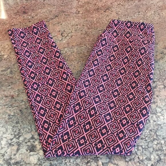 OS NWOT LuLaRoe Leggings F05 4687 - Picture 1 of 3
